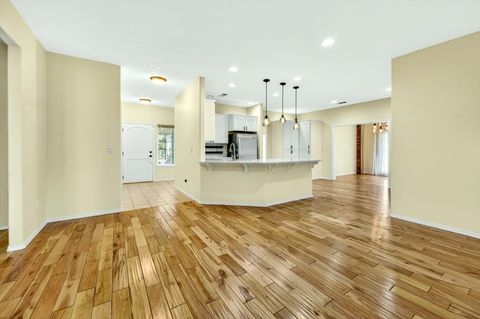 Tiny photo for 2078 Orchard Home Drive, Medford, OR 97501 (MLS # 220219996)