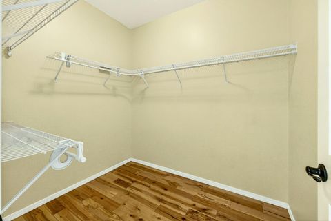 Tiny photo for 2078 Orchard Home Drive, Medford, OR 97501 (MLS # 220219996)