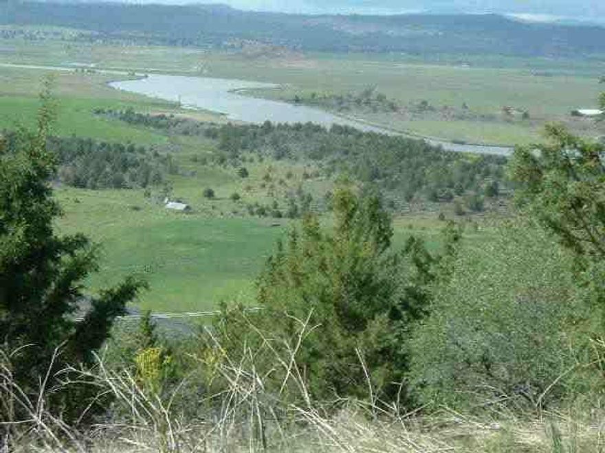 Well On Property. Septic Approval. Zoned R-5 For Possible Split. Awsome Views Of The Klamath River. Call L.A. For Good Directions.