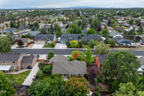 Tiny photo for 2041 SW Obsidian Avenue, Redmond, OR 97756 (MLS # 220224843)