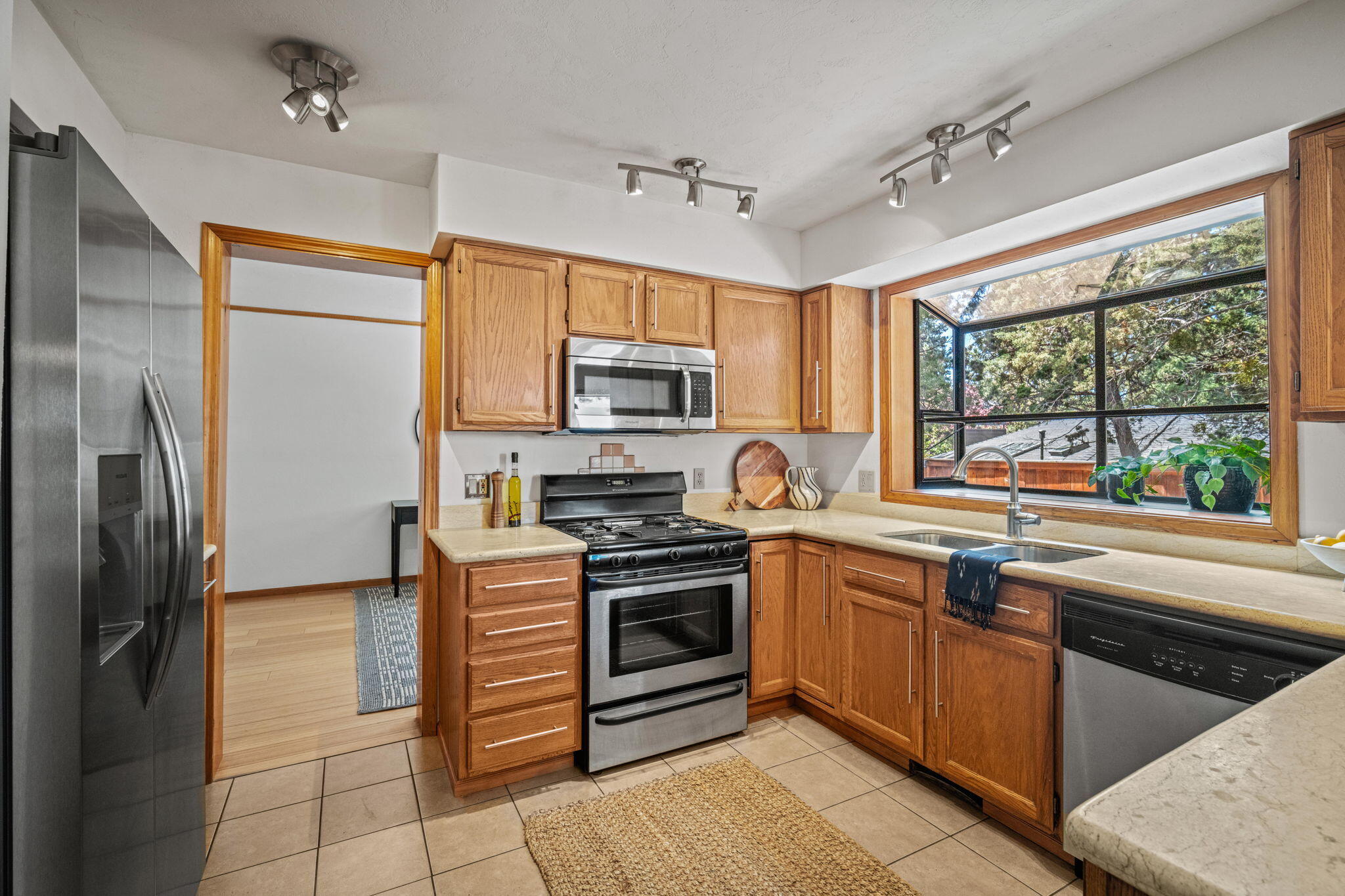 Deer Pointe Village - Residential