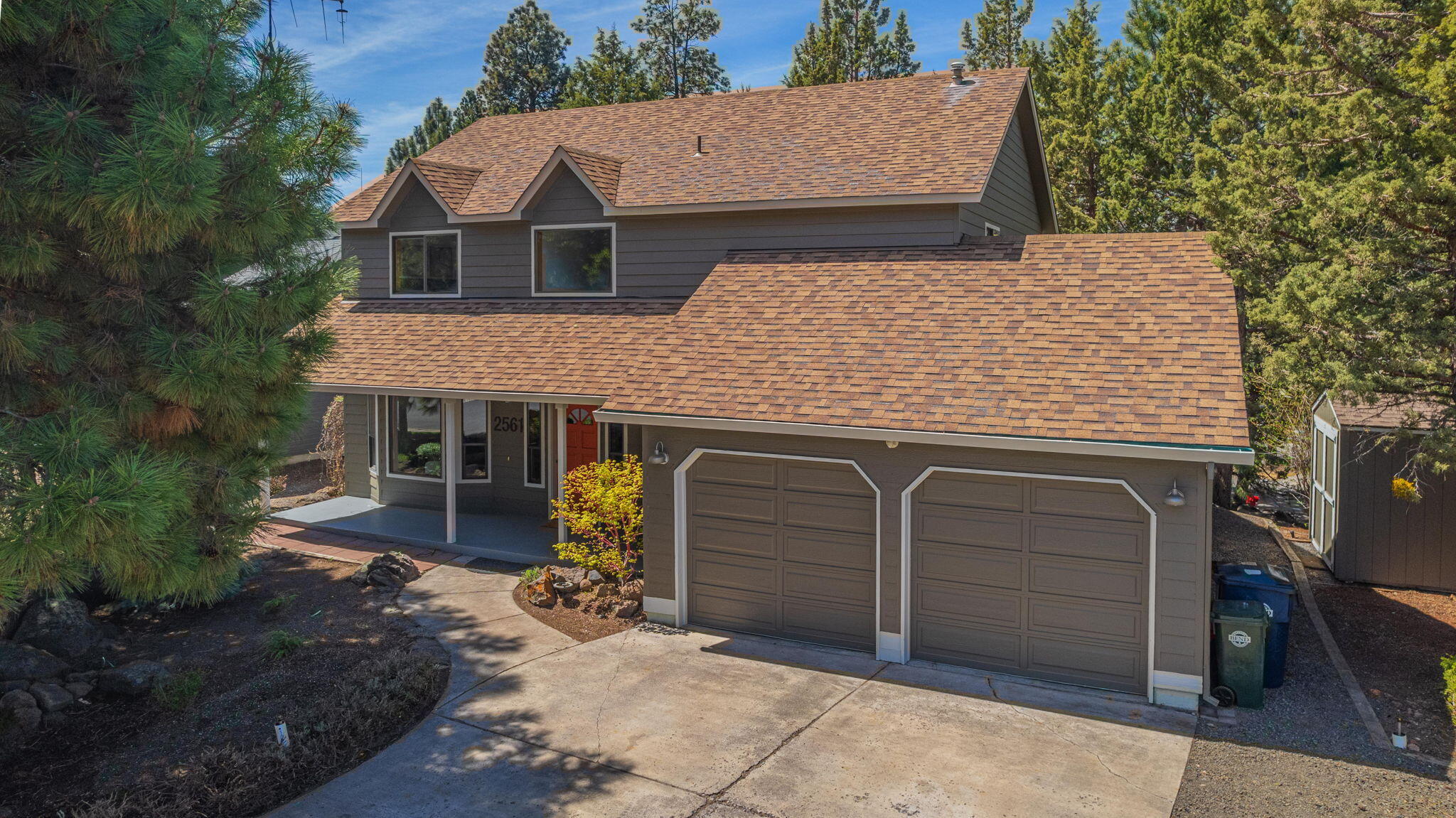 Deer Pointe Village - Residential