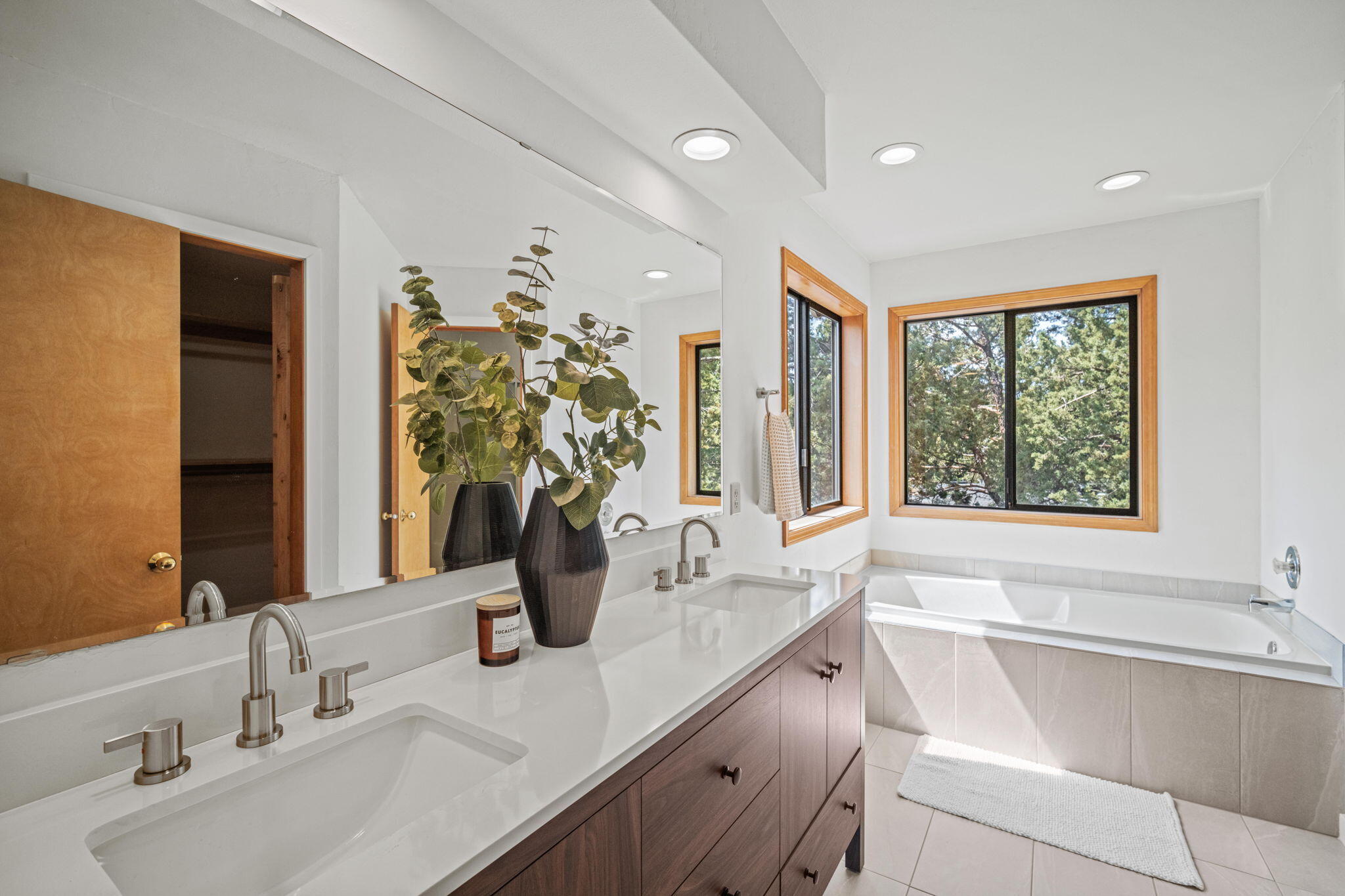 Deer Pointe Village - Residential