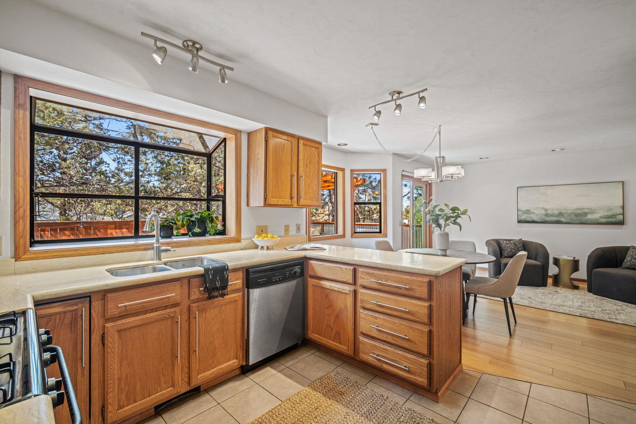 Deer Pointe Village - Residential