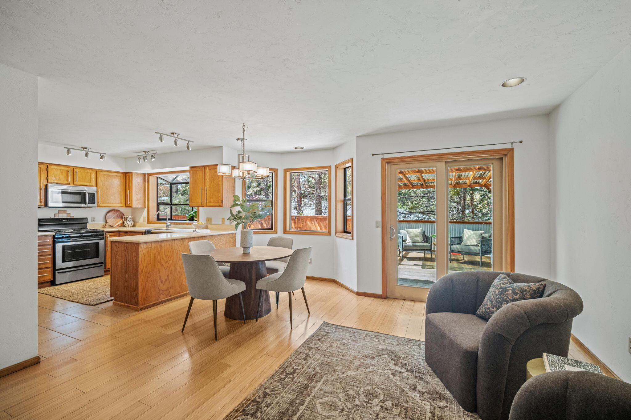 Deer Pointe Village - Residential