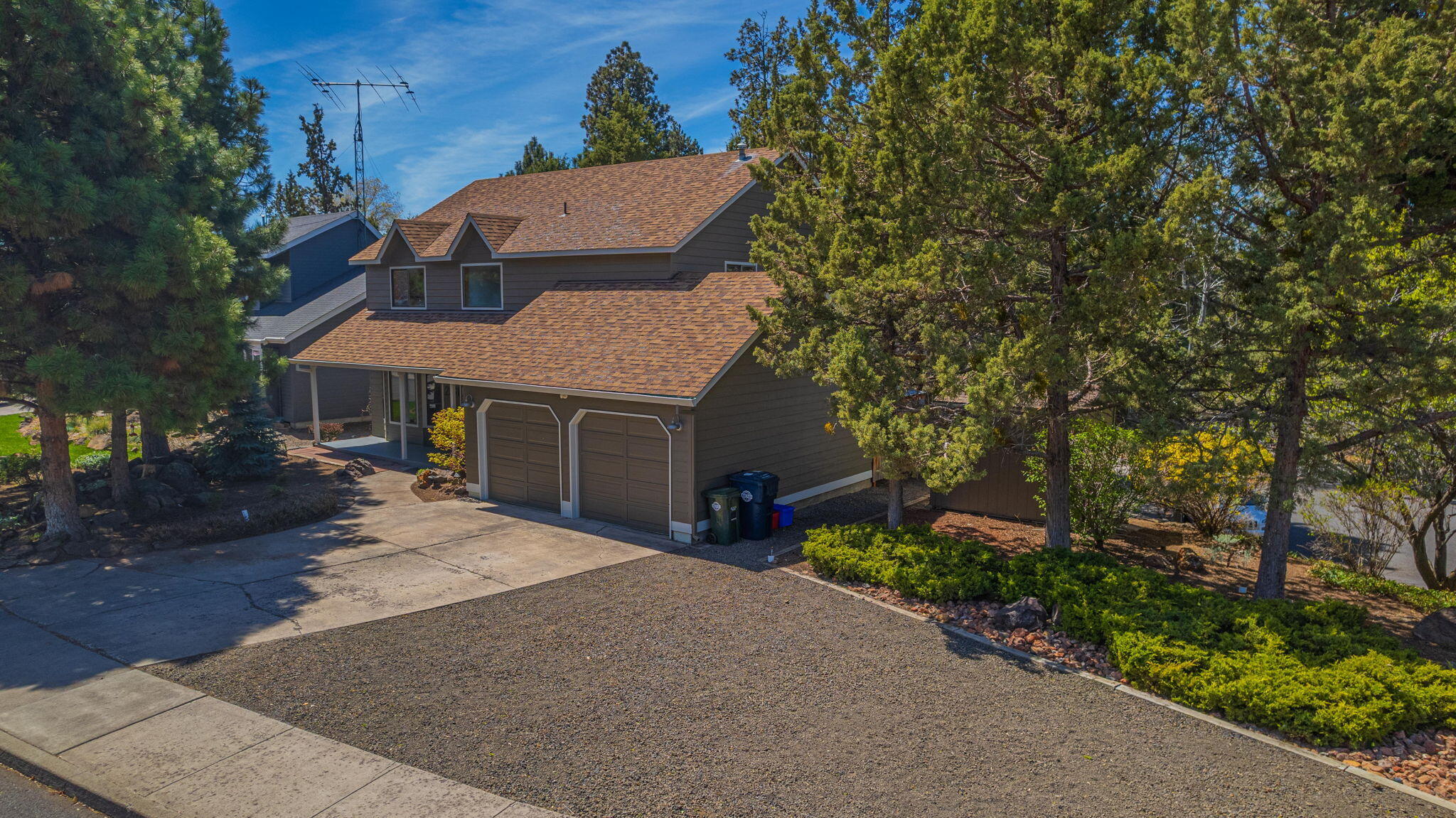 Deer Pointe Village - Residential