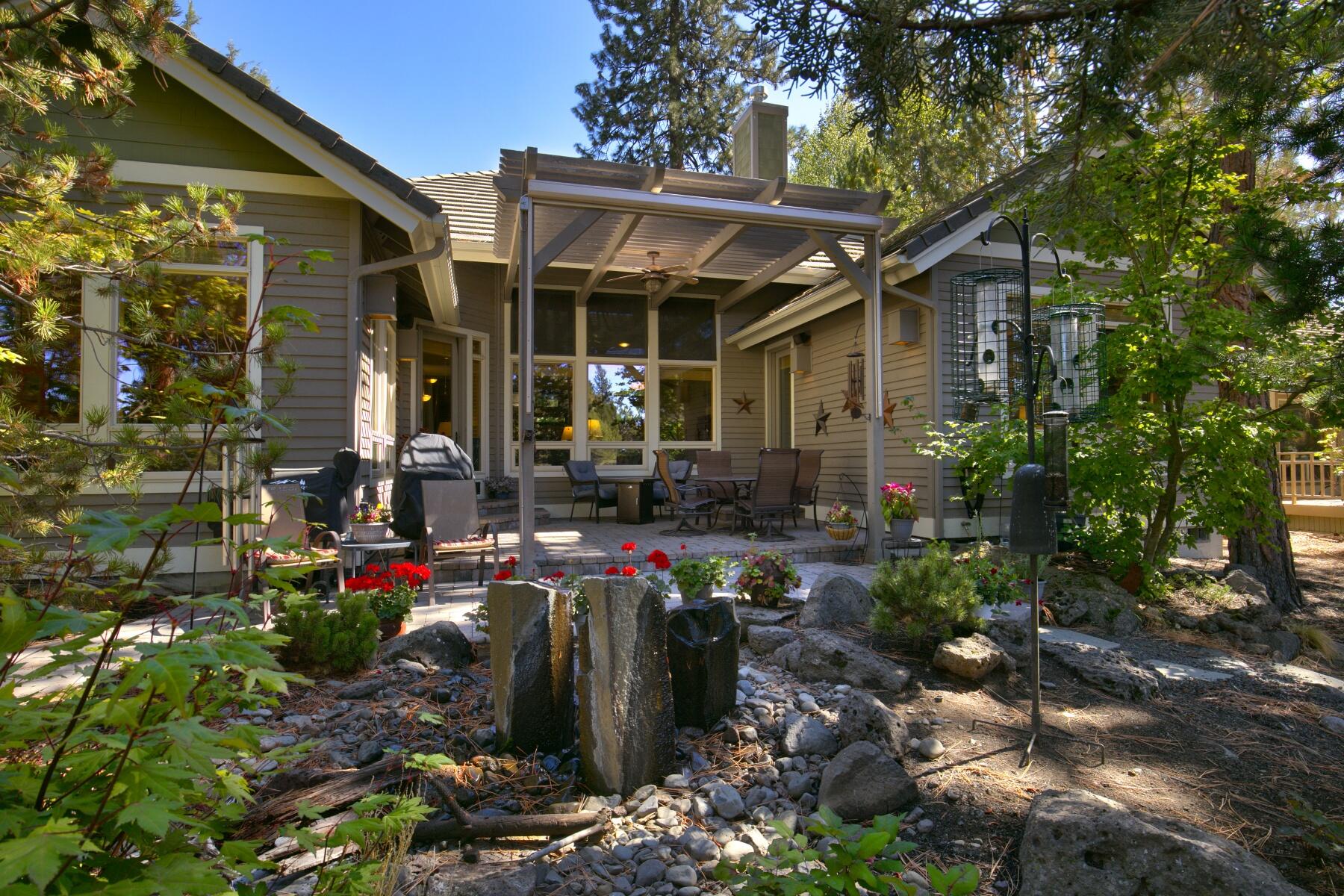 Broken Top - Residential