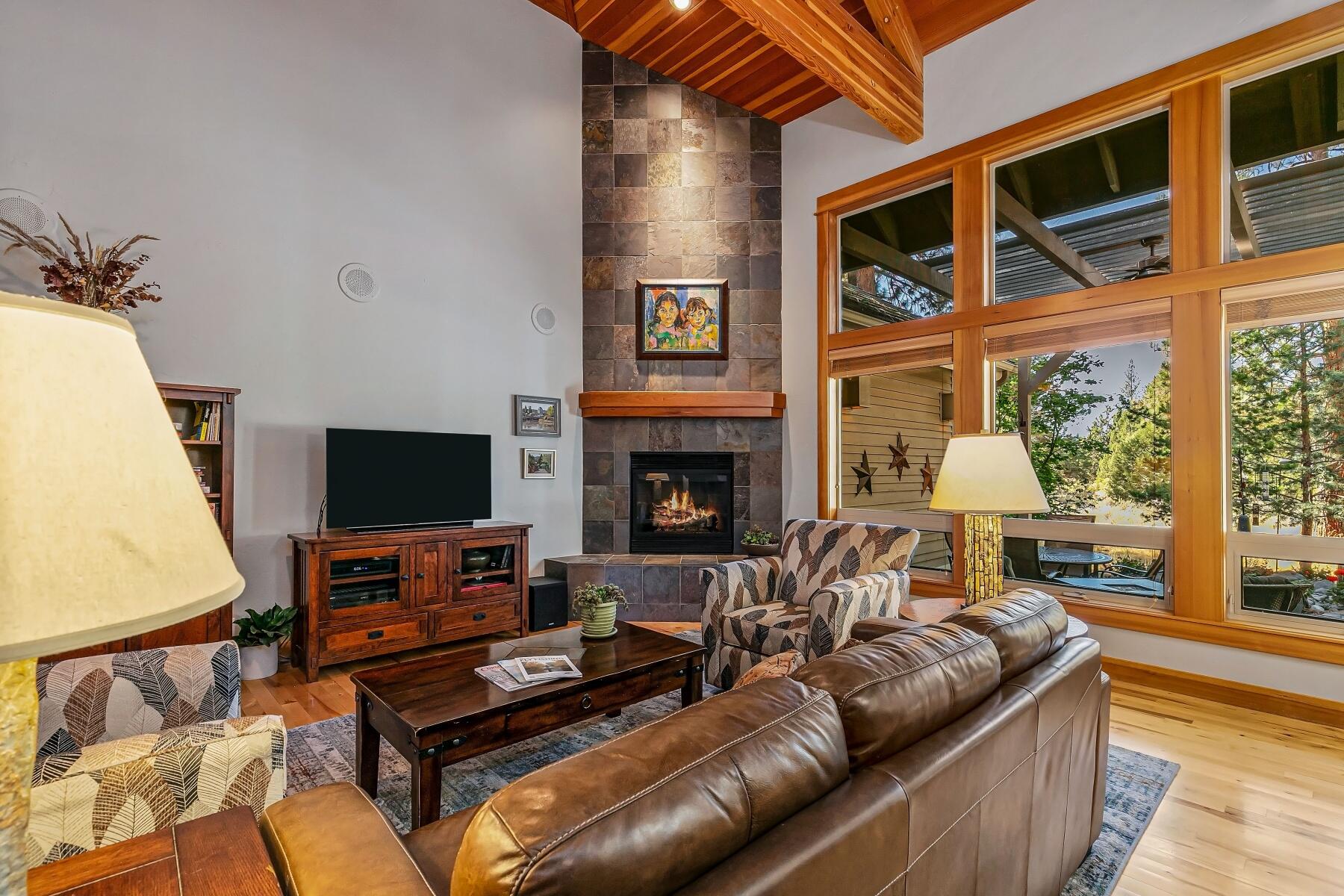 Broken Top - Residential