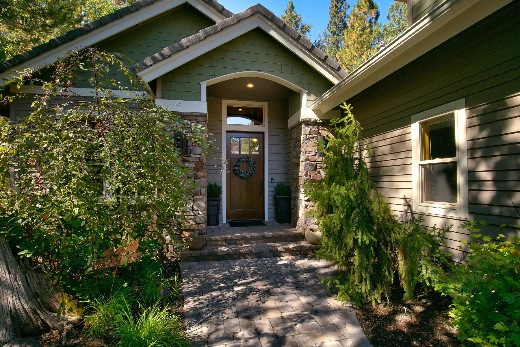 Broken Top - Residential