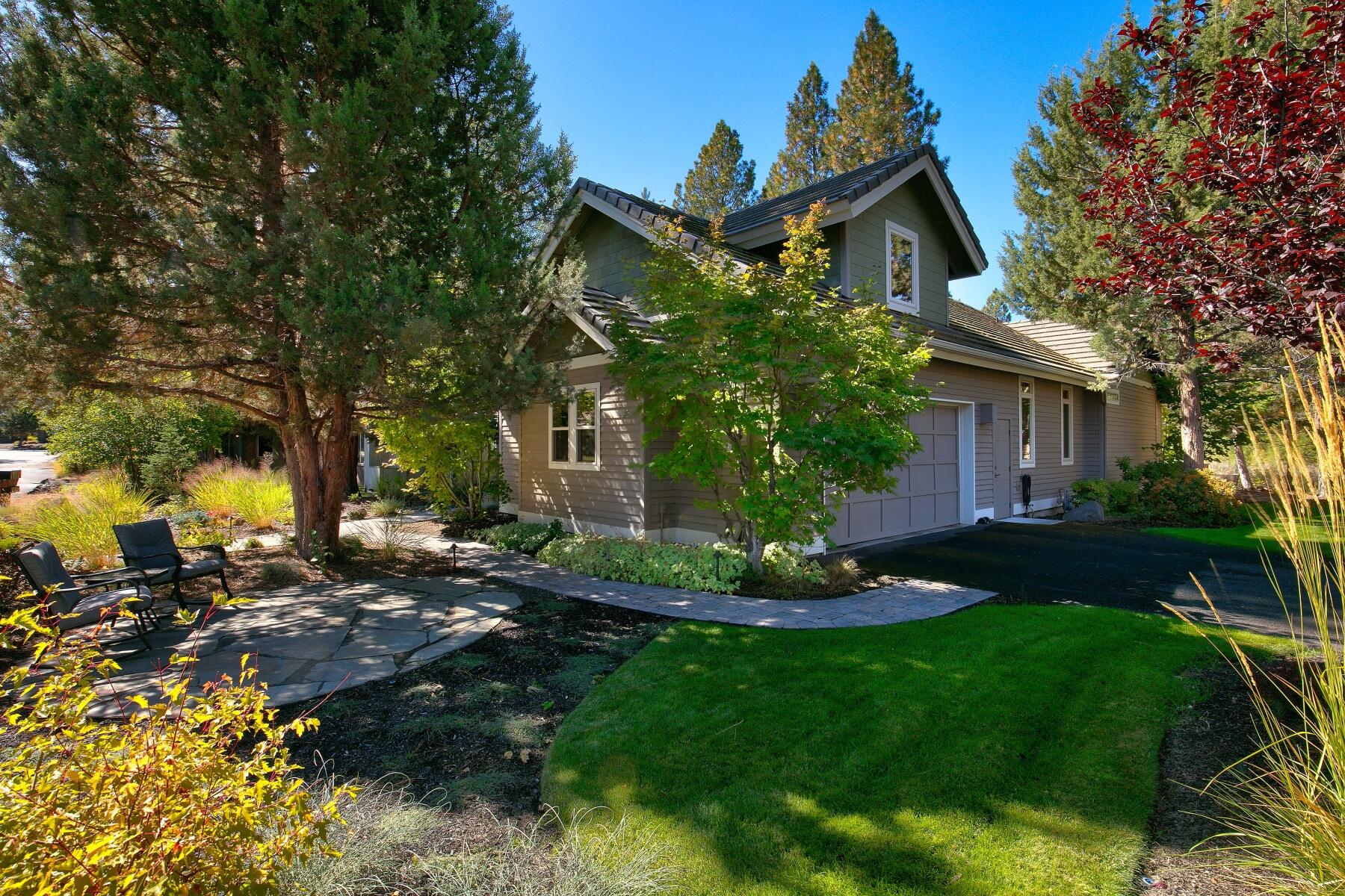 Broken Top - Residential