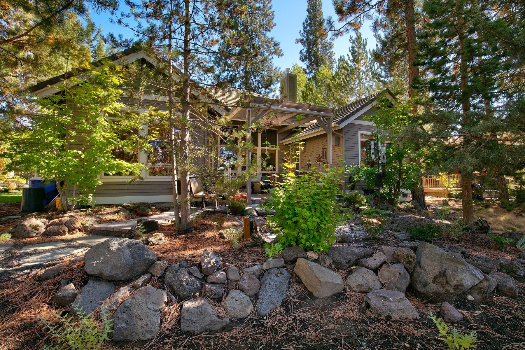 Broken Top - Residential