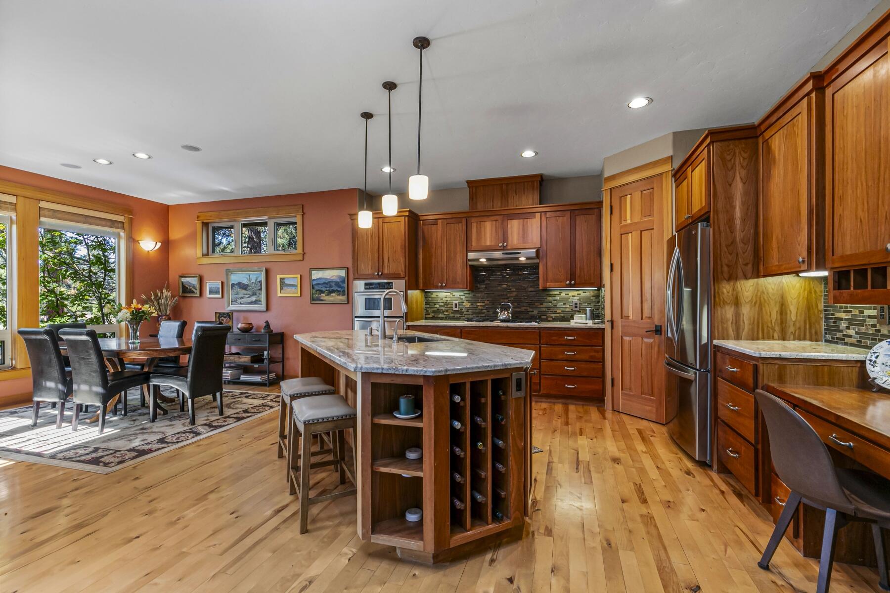 Broken Top - Residential