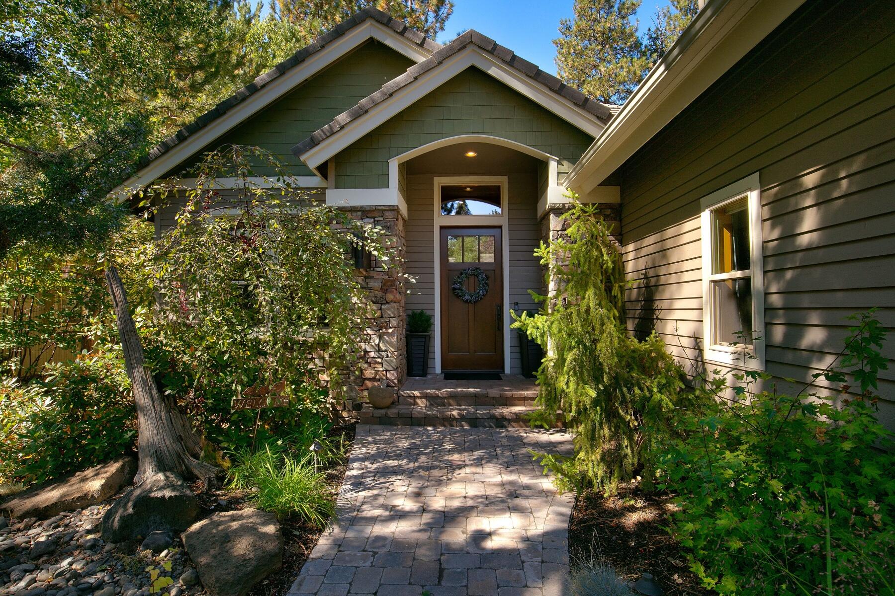 Broken Top - Residential