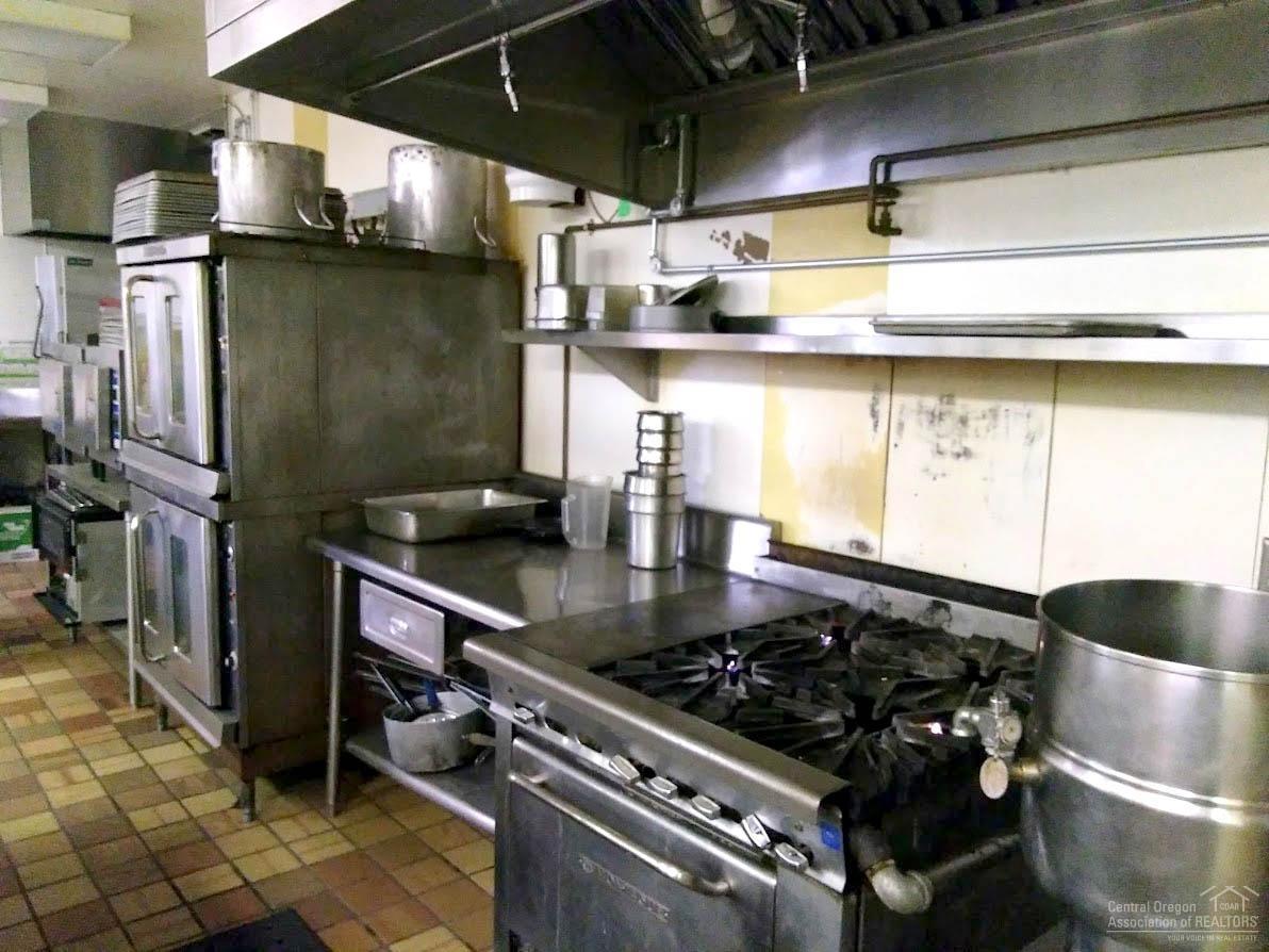 CLAR - Commercial Sale