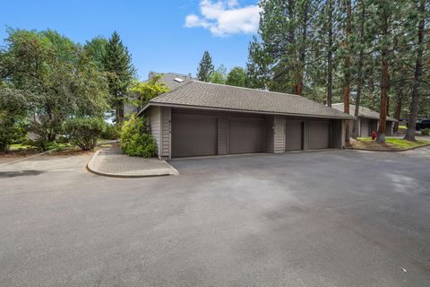 Tiny photo for 19717 SW Mount Bachelor Drive #UNIT 513, Bend, OR 97702 (MLS # 220215691)