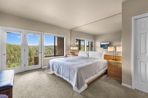 Tiny photo for 19717 SW Mount Bachelor Drive #UNIT 513, Bend, OR 97702 (MLS # 220215691)