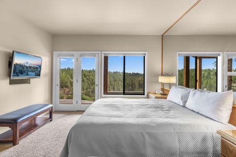 Tiny photo for 19717 SW Mount Bachelor Drive #UNIT 513, Bend, OR 97702 (MLS # 220215691)