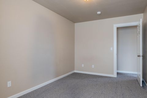 Tiny photo for 1109 Peachwood Court, Medford, OR 97501 (MLS # 220217088)