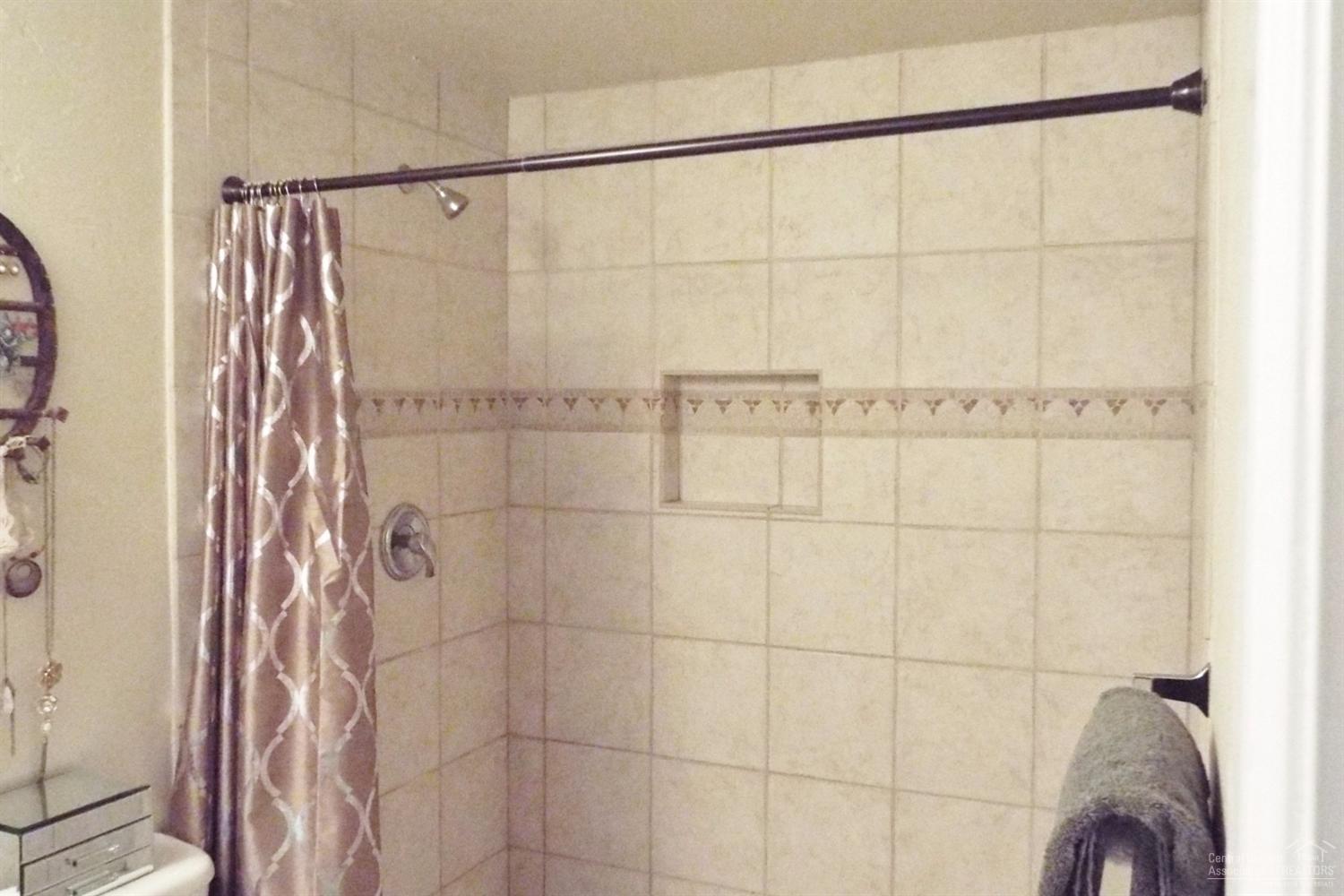 Deschutes RiverWoods - Residential