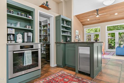 Tiny photo for 13587 OR-238, Jacksonville, OR 97530 (MLS # 220223218)