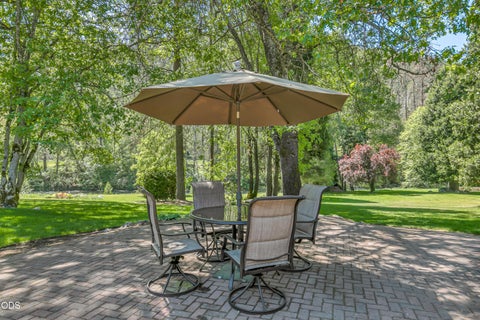 Tiny photo for 13587 OR-238, Jacksonville, OR 97530 (MLS # 220223218)