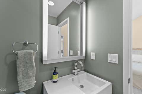 Tiny photo for 13587 OR-238, Jacksonville, OR 97530 (MLS # 220223218)