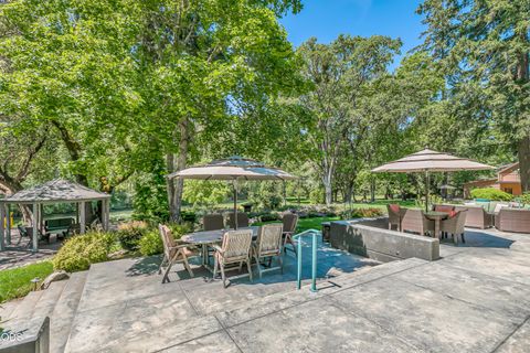 Tiny photo for 13587 OR-238, Jacksonville, OR 97530 (MLS # 220223218)