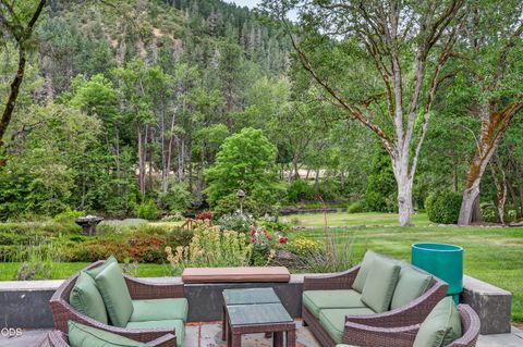 Tiny photo for 13587 OR-238, Jacksonville, OR 97530 (MLS # 220223218)