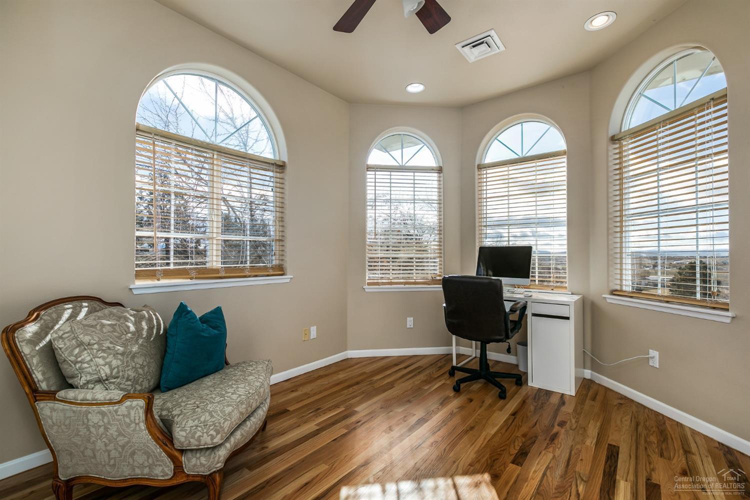 North Madras Heights - Residential