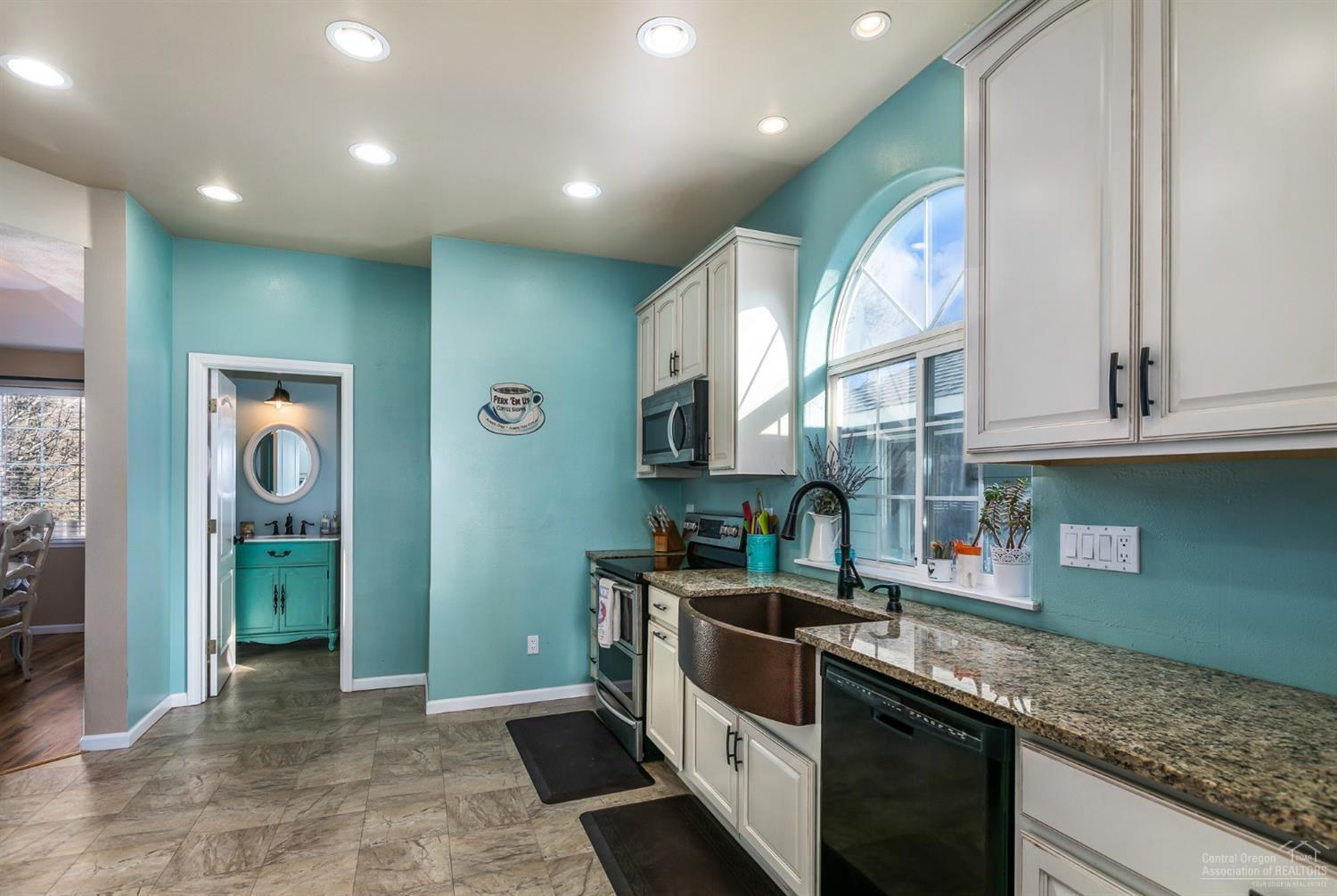 North Madras Heights - Residential