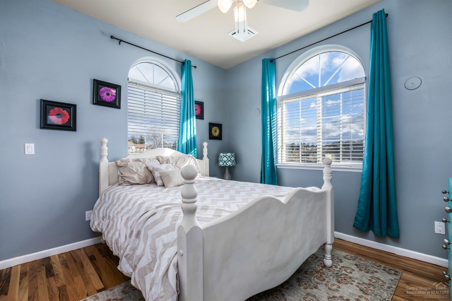 North Madras Heights - Residential