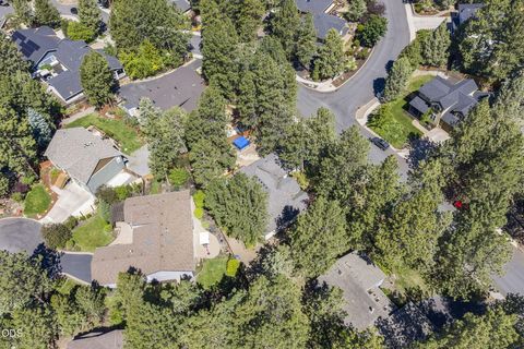 Tiny photo for 2651 NW Nordic Avenue, Bend, OR 97703 (MLS # 220222598)