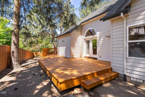 Tiny photo for 2651 NW Nordic Avenue, Bend, OR 97703 (MLS # 220222598)
