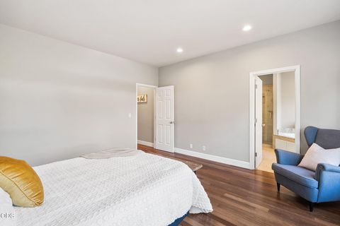 Tiny photo for 2651 NW Nordic Avenue, Bend, OR 97703 (MLS # 220222598)