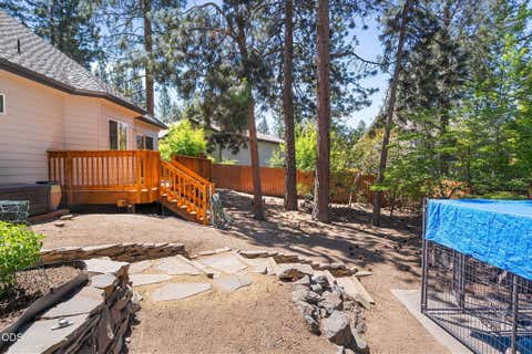 Tiny photo for 2651 NW Nordic Avenue, Bend, OR 97703 (MLS # 220222598)