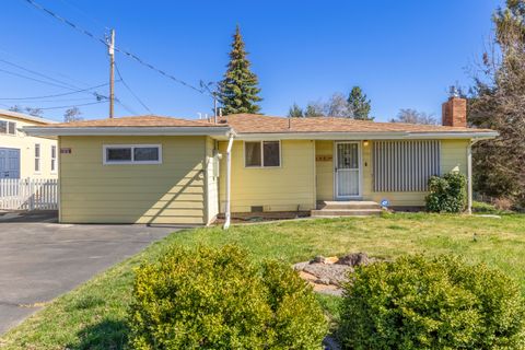 Tiny photo for 2181 Kiln Street, Klamath Falls, OR 97601 (MLS # 220217613)