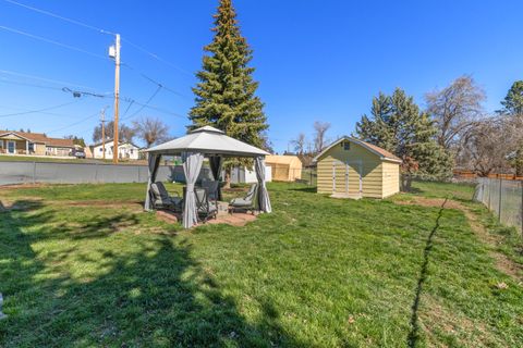 Tiny photo for 2181 Kiln Street, Klamath Falls, OR 97601 (MLS # 220217613)