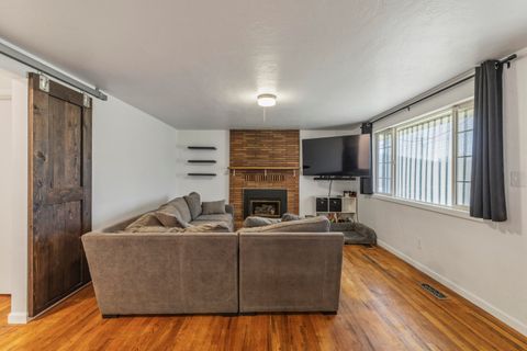 Tiny photo for 2181 Kiln Street, Klamath Falls, OR 97601 (MLS # 220217613)