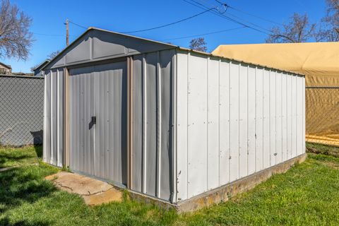 Tiny photo for 2181 Kiln Street, Klamath Falls, OR 97601 (MLS # 220217613)