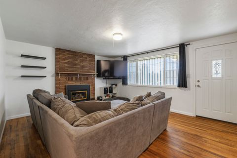 Tiny photo for 2181 Kiln Street, Klamath Falls, OR 97601 (MLS # 220217613)