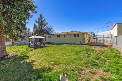 Tiny photo for 2181 Kiln Street, Klamath Falls, OR 97601 (MLS # 220217613)