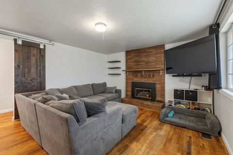 Tiny photo for 2181 Kiln Street, Klamath Falls, OR 97601 (MLS # 220217613)