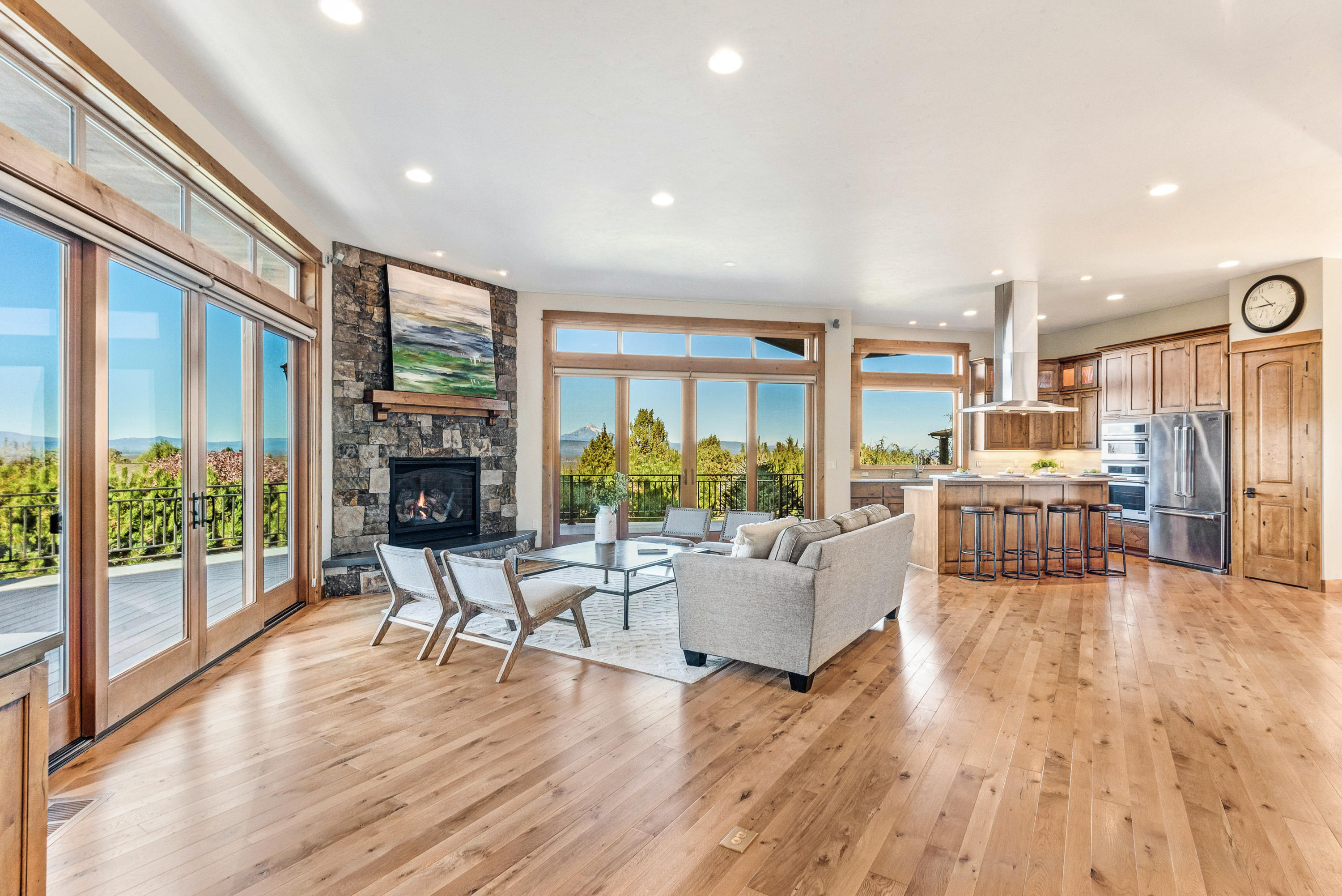 Eagle Crest - Residential