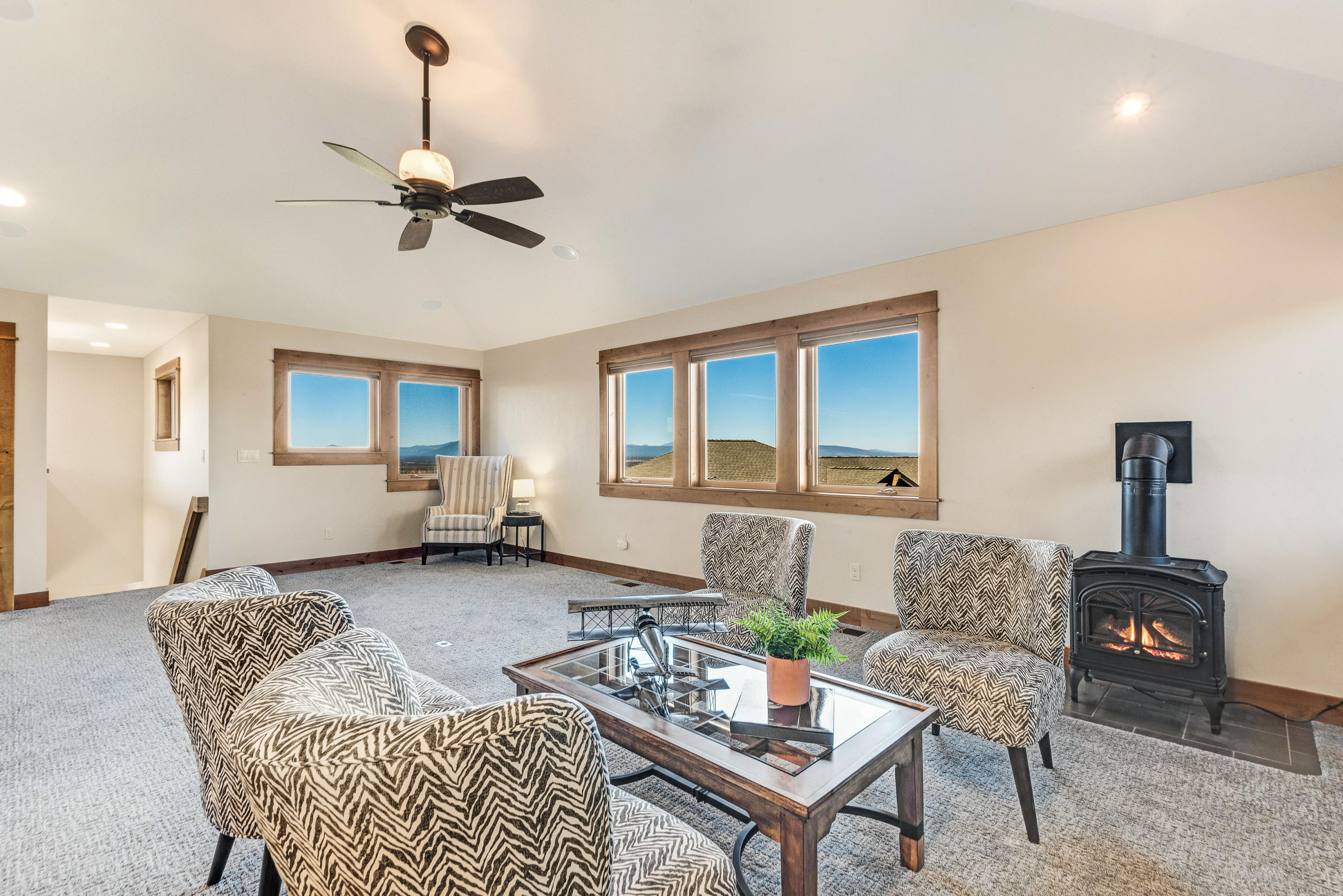 Eagle Crest - Residential