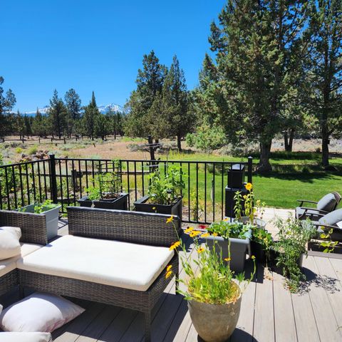 Tiny photo for 69592 Lake Drive, Sisters, OR 97759 (MLS # 220217168)