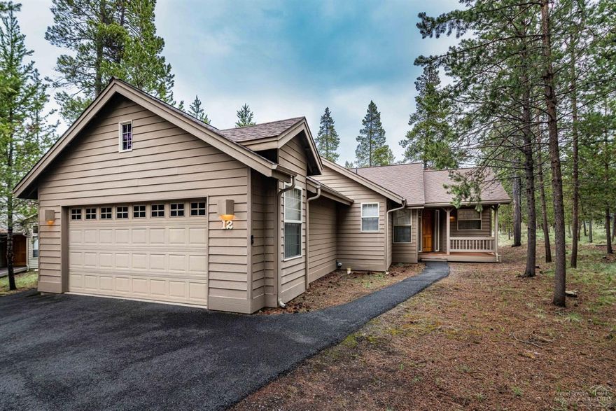 Desirable single-level in the heart of Sunriver Resort! Close to Cottonwood exit, the north store and Ft. Rock Park. Large deck with plenty of common space behind which is perfect for outdoor entertaining. You can also relax and enjoy the private hot tub after a day of exploring Sunriver and Central Oregon. The open great room layout w/ vaulted ceilings, large windows & gas fireplace is a great spot to play games, watch the game'' or cozy up to a book. Kitchen with gas cooktop, has a sit at breakfast bar with plenty of cabinet and prep space. The master bedroom is nicely separated from the other two bedrooms with private access to the rear deck and hot tub. Current owners have lightly used and not rented! Furnished with 6 bikes and 2 kayaks! SHARC assessment paid in full!