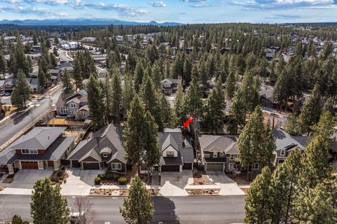 Tiny photo for 19147 Park Commons Drive, Bend, OR 97703 (MLS # 220216703)