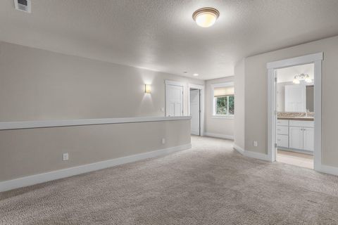 Tiny photo for 19147 Park Commons Drive, Bend, OR 97703 (MLS # 220216703)