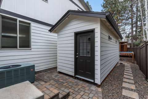 Tiny photo for 19147 Park Commons Drive, Bend, OR 97703 (MLS # 220216703)