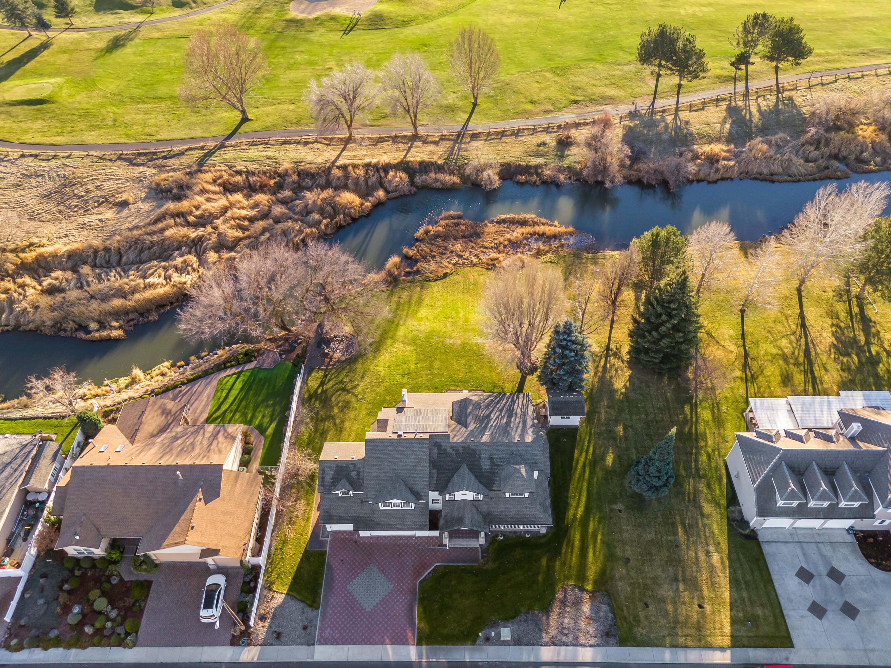 Meadow Lakes Estate - Residential